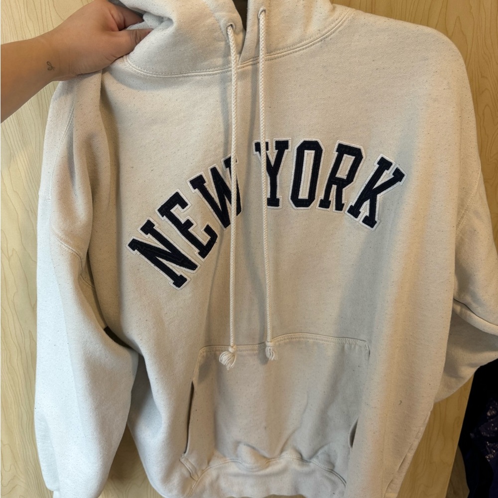 Brandy Melville New York Hoodie